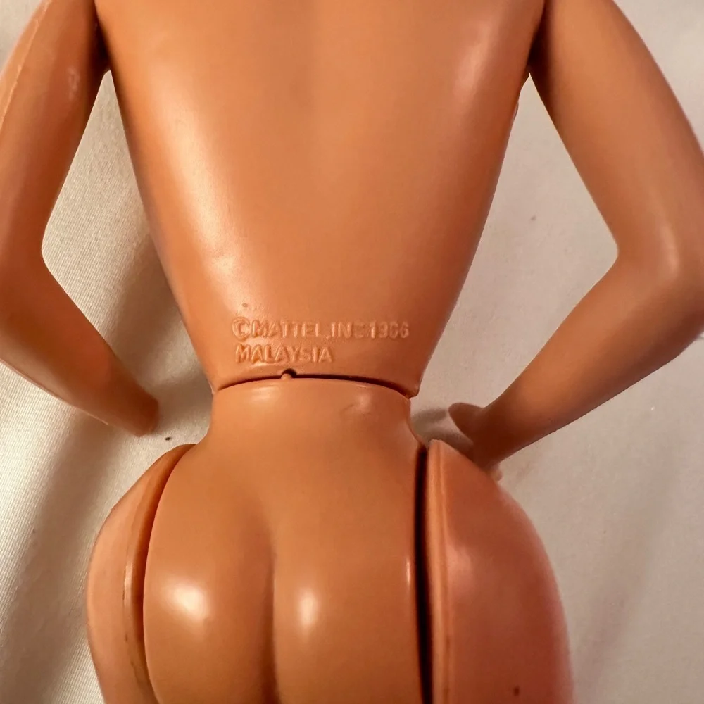Vintage 1966 Barbie